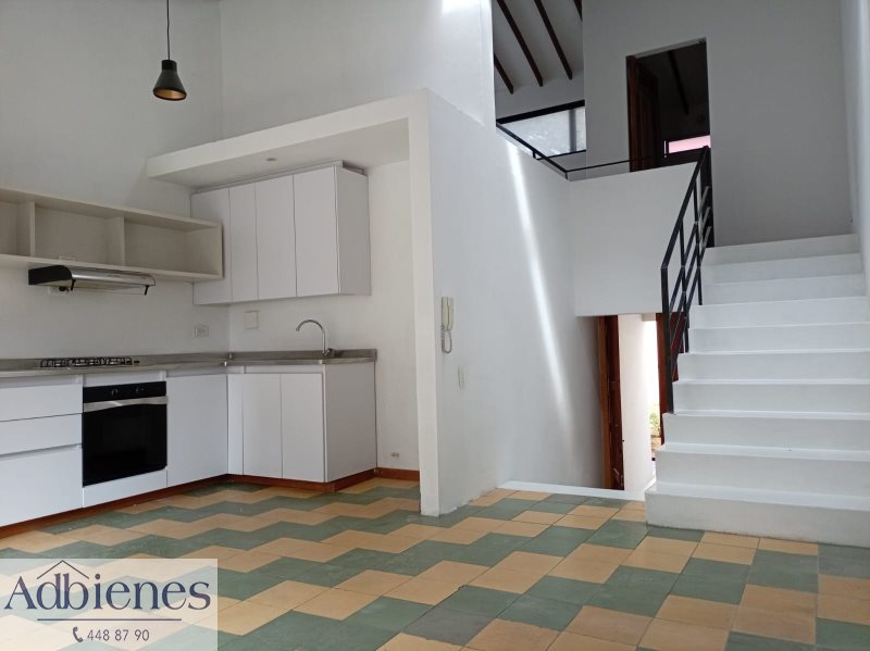 Oficina en Arriendo en Laureles
