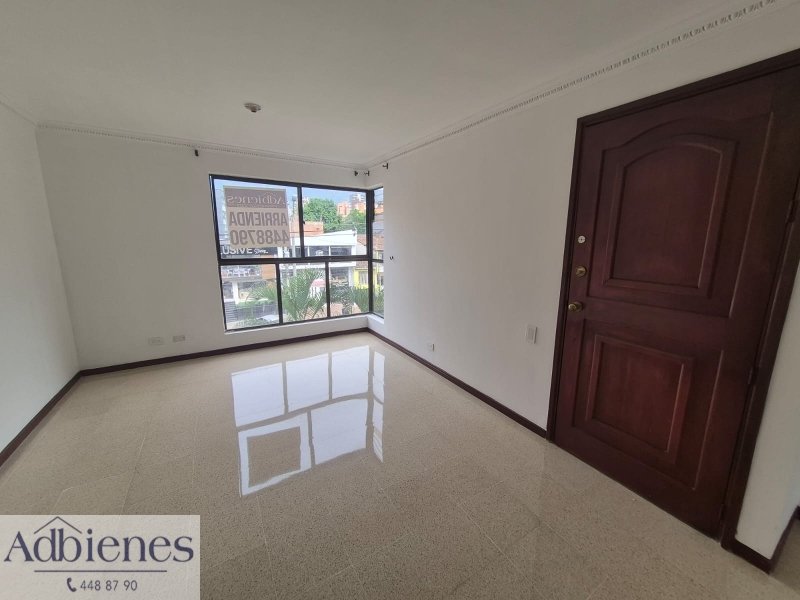 Apartamento en Arriendo en Laureles