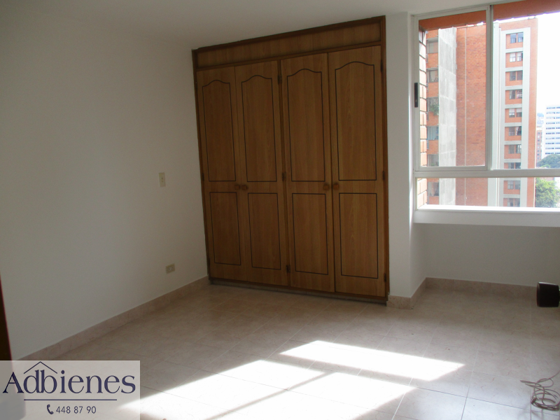 Apartamento para el arriendo en Medellin - Boston el codigo es 359