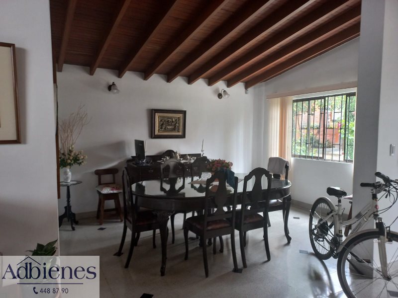 Casa en Arriendo en Laureles