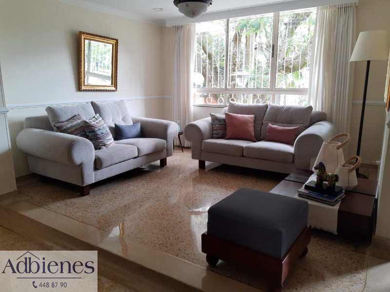 Apartamento en Venta en Laureles