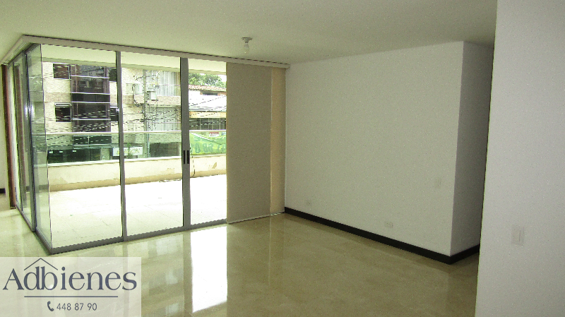 Apartamento en Venta en Laureles