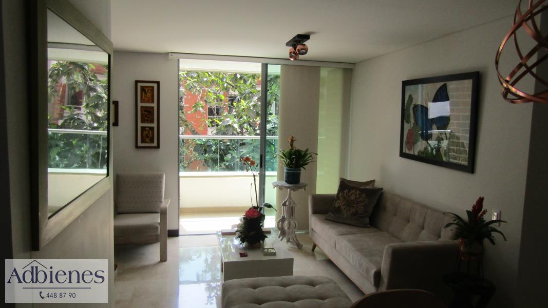 Apartamento en Venta en Laureles