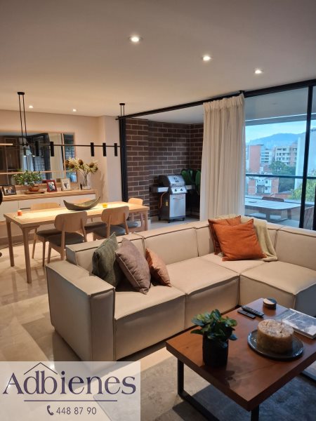 Apartamento en Venta en Laureles