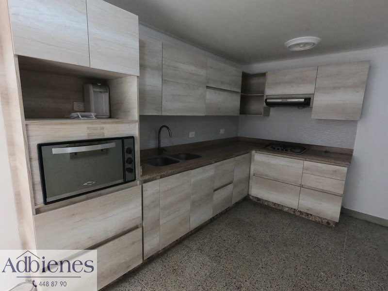 Apartamento en Arriendo en Laureles