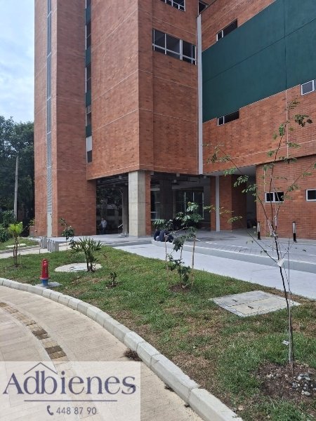 Oficina en Arriendo en La America