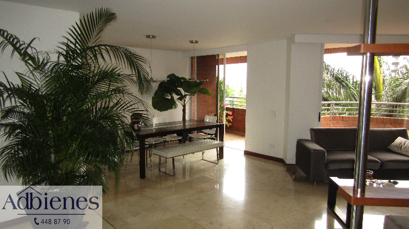 Apartamento en Venta en Laureles