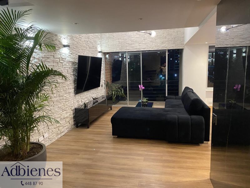Apartamento en Venta en Laureles